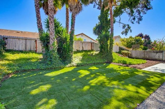 9555 Via Pereza, San Diego, CA 92129