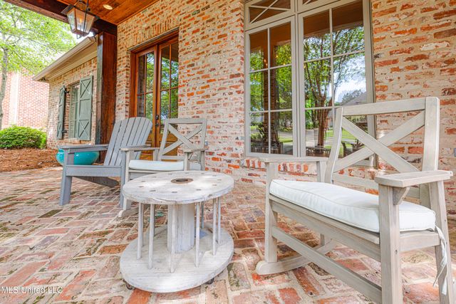 104 Ivy Brook Drive, Madison, MS 39110