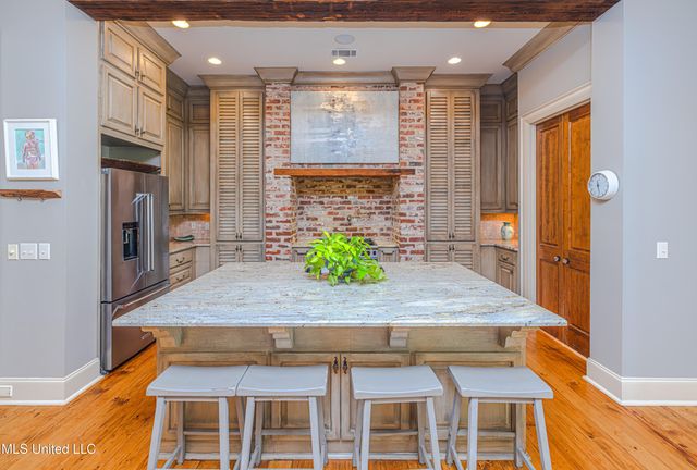 104 Ivy Brook Drive, Madison, MS 39110