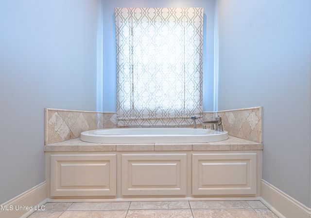 104 Ivy Brook Drive, Madison, MS 39110