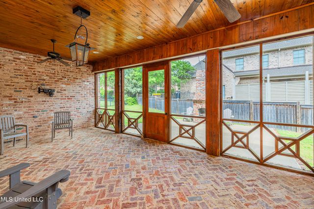 104 Ivy Brook Drive, Madison, MS 39110