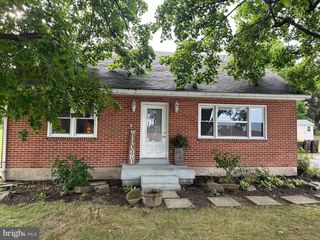 639 CHESTNUT ST, Bally, PA 19503