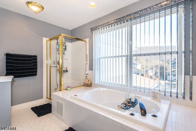 7 Hornbeam Way, Hardyston Twp., NJ 07419