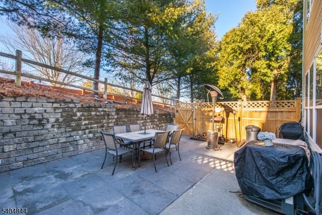 7 Hornbeam Way, Hardyston Twp., NJ 07419