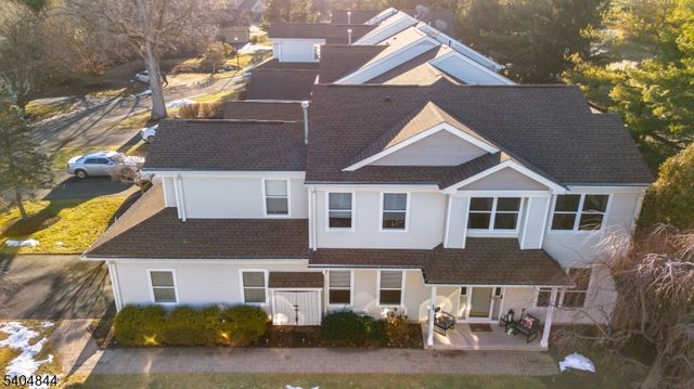 7 Hornbeam Way, Hardyston Twp., NJ 07419