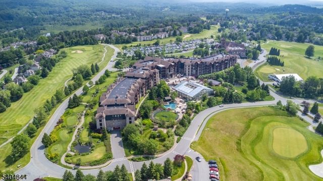 7 Hornbeam Way, Hardyston Twp., NJ 07419