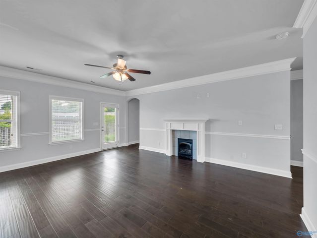 7033 Southgate Drive, Owens Cross Roads, AL 35763