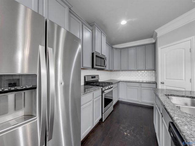 7033 Southgate Drive, Owens Cross Roads, AL 35763