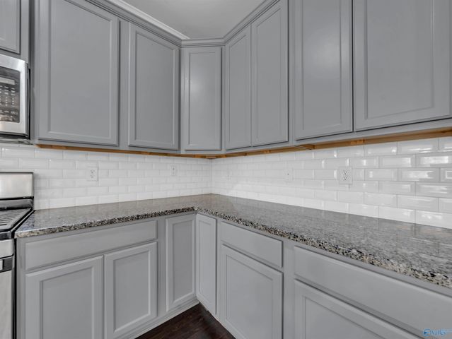 7033 Southgate Drive, Owens Cross Roads, AL 35763