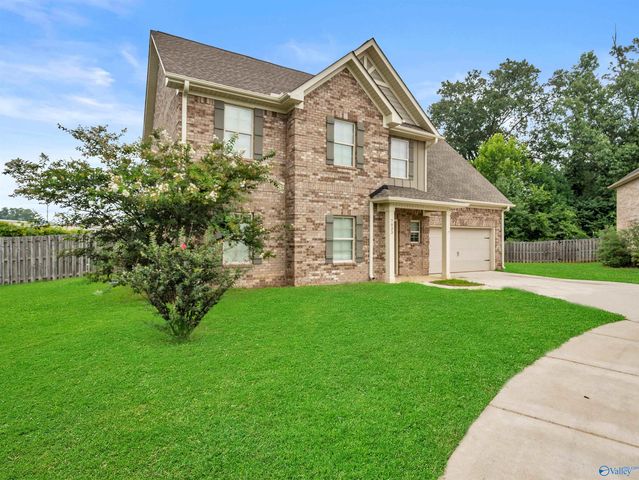 7033 Southgate Drive, Owens Cross Roads, AL 35763