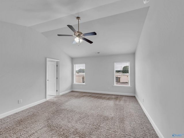 7033 Southgate Drive, Owens Cross Roads, AL 35763
