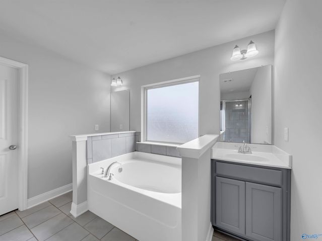 7033 Southgate Drive, Owens Cross Roads, AL 35763