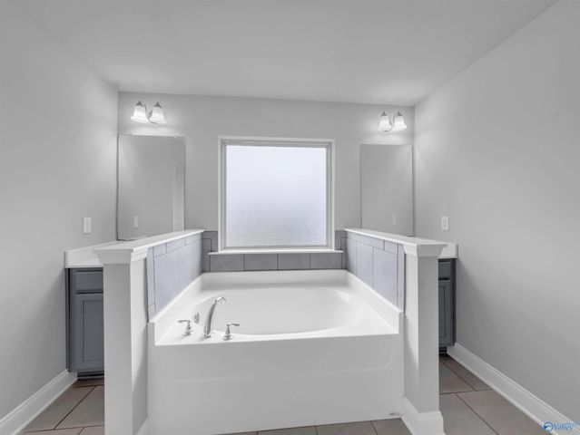 7033 Southgate Drive, Owens Cross Roads, AL 35763