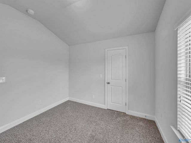 7033 Southgate Drive, Owens Cross Roads, AL 35763