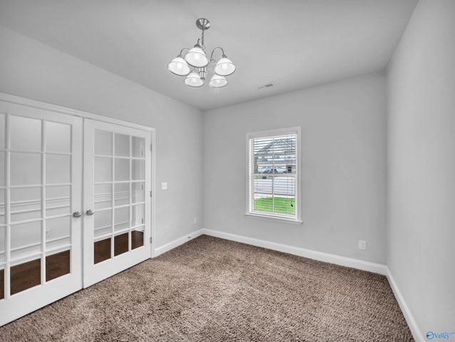7033 Southgate Drive, Owens Cross Roads, AL 35763