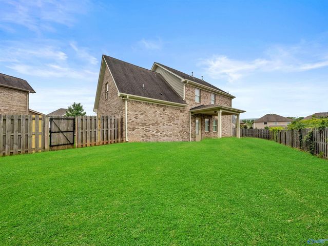 7033 Southgate Drive, Owens Cross Roads, AL 35763