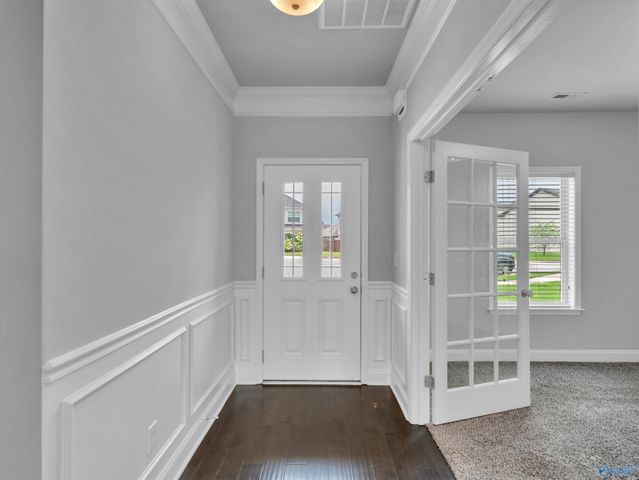 7033 Southgate Drive, Owens Cross Roads, AL 35763