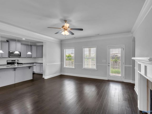 7033 Southgate Drive, Owens Cross Roads, AL 35763