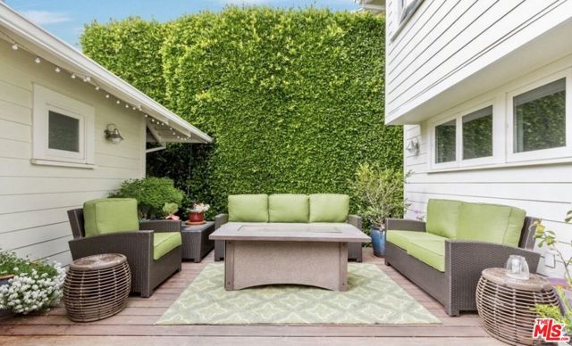 652 Woodlawn Avenue, Venice (los Angeles), CA 90291
