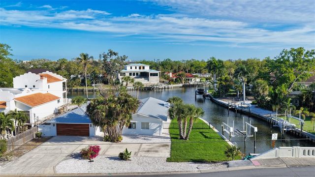 339 TREASURE BOAT WAY, Sarasota, FL 34242