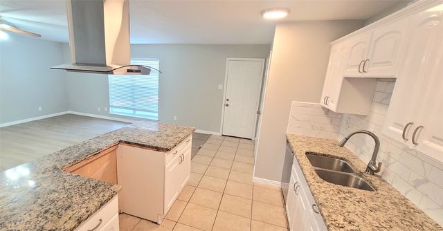 7143 Nutmeg Lane, Dallas, TX 75249