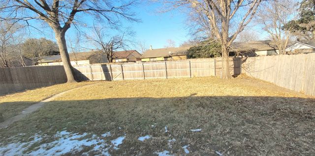 7143 Nutmeg Lane, Dallas, TX 75249