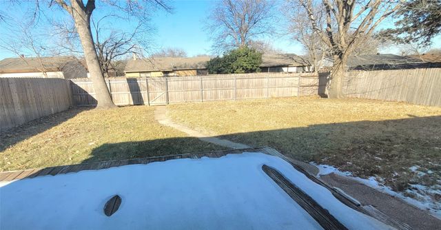 7143 Nutmeg Lane, Dallas, TX 75249