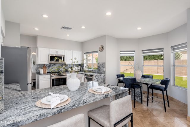 4950 E AIRE LIBRE Avenue, Scottsdale, AZ 85254