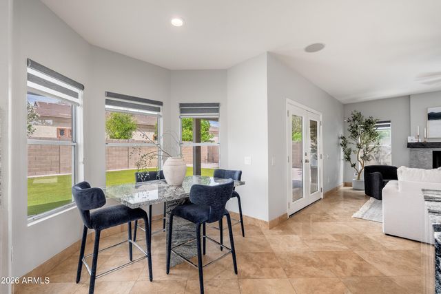 4950 E AIRE LIBRE Avenue, Scottsdale, AZ 85254