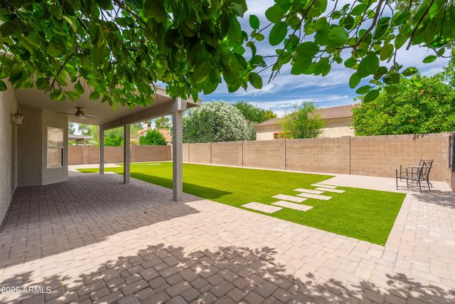 4950 E AIRE LIBRE Avenue, Scottsdale, AZ 85254
