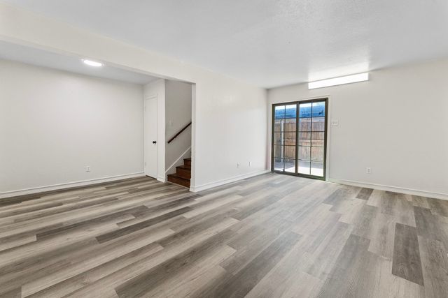 1811 E Grauwyler Road 138, Irving, TX 75061