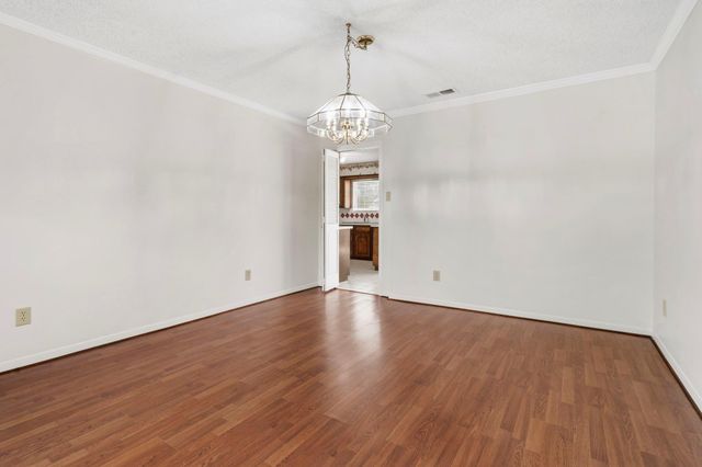 3802 Pecan Valley Drive, Missouri City, TX 77459