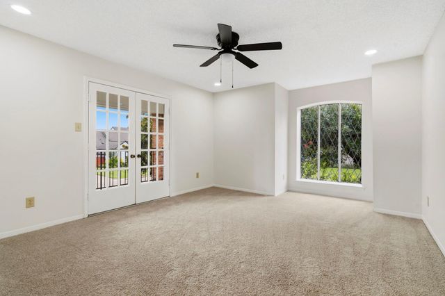 3802 Pecan Valley Drive, Missouri City, TX 77459