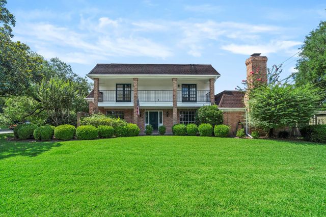 3802 Pecan Valley Drive, Missouri City, TX 77459
