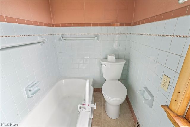 296 Moreland Drive, Canfield, OH 44406