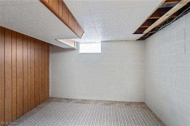 296 Moreland Drive, Canfield, OH 44406