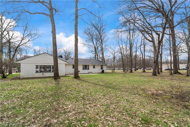 296 Moreland Drive, Canfield, OH 44406