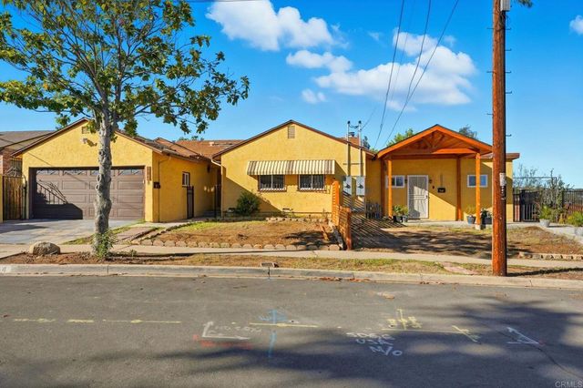 5744 46 Dream Street, San Diego, CA 92114