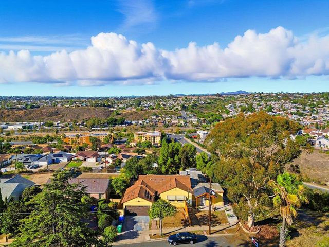 5744 46 Dream Street, San Diego, CA 92114