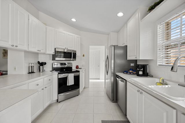 8038 MONTSERRAT Place, Wellington, FL 33414