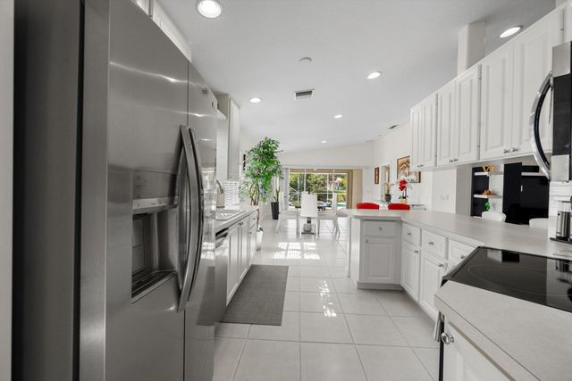 8038 MONTSERRAT Place, Wellington, FL 33414