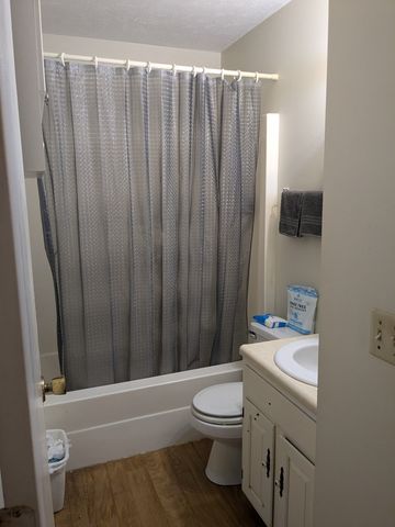 1218 Orchard Road, Bloomington, IL 61704