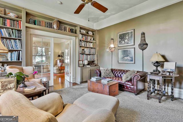 372 E College Street, Griffin, GA 30224