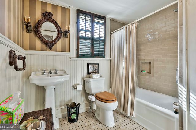 372 E College Street, Griffin, GA 30224