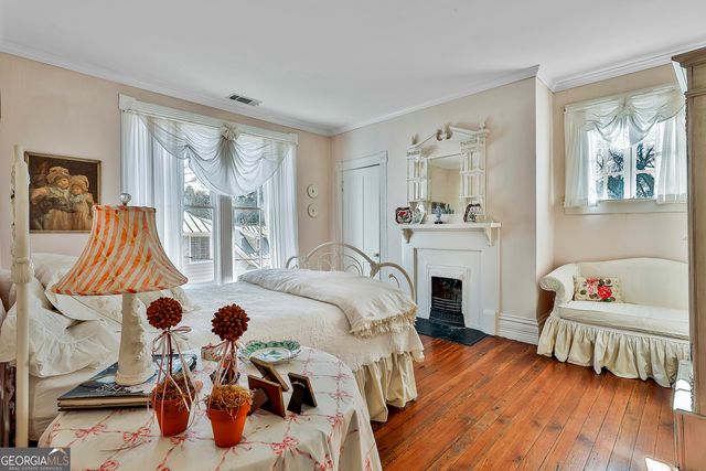 372 E College Street, Griffin, GA 30224