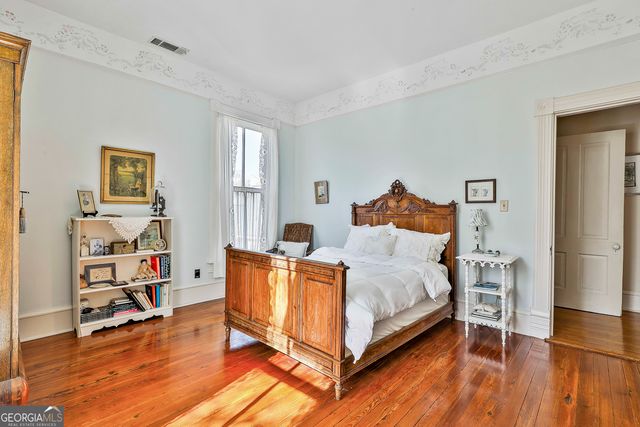 372 E College Street, Griffin, GA 30224