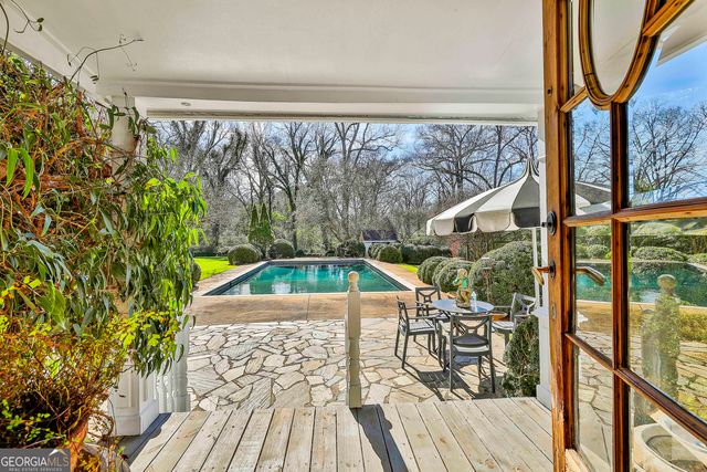 372 E College Street, Griffin, GA 30224