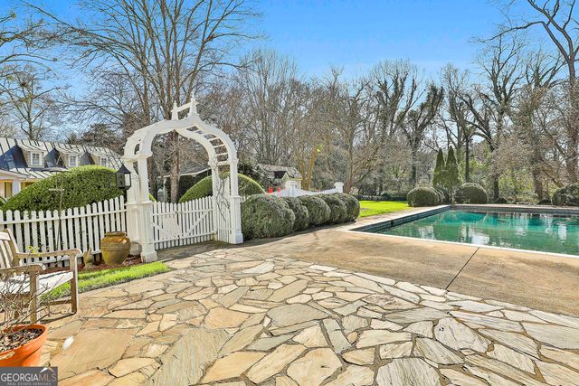 372 E College Street, Griffin, GA 30224