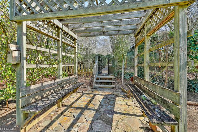 372 E College Street, Griffin, GA 30224