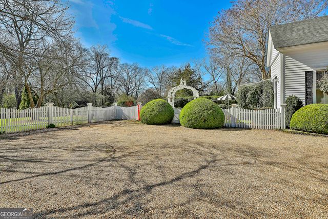 372 E College Street, Griffin, GA 30224